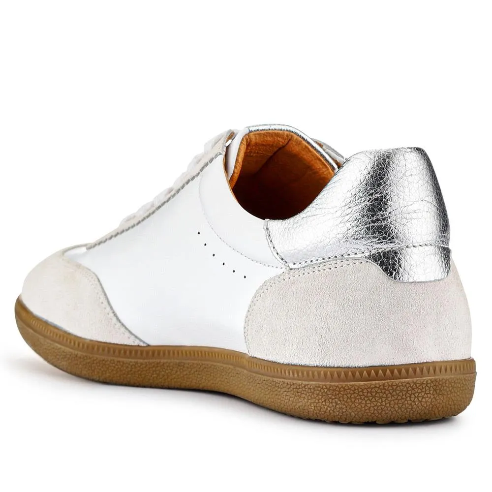 Artea Leather Trainers - ARTEA / 327 146