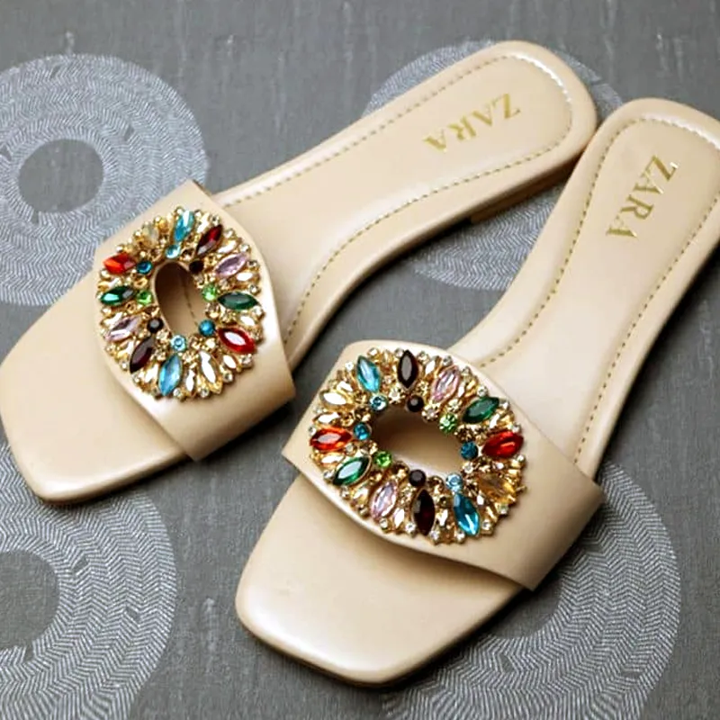 Embellished Flat Vinyl Sandals For Woman-1021