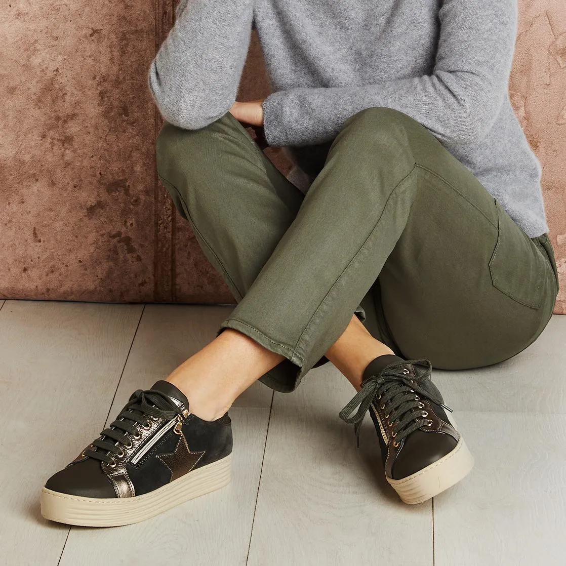 Hampton Star: Khaki Leather & Suede