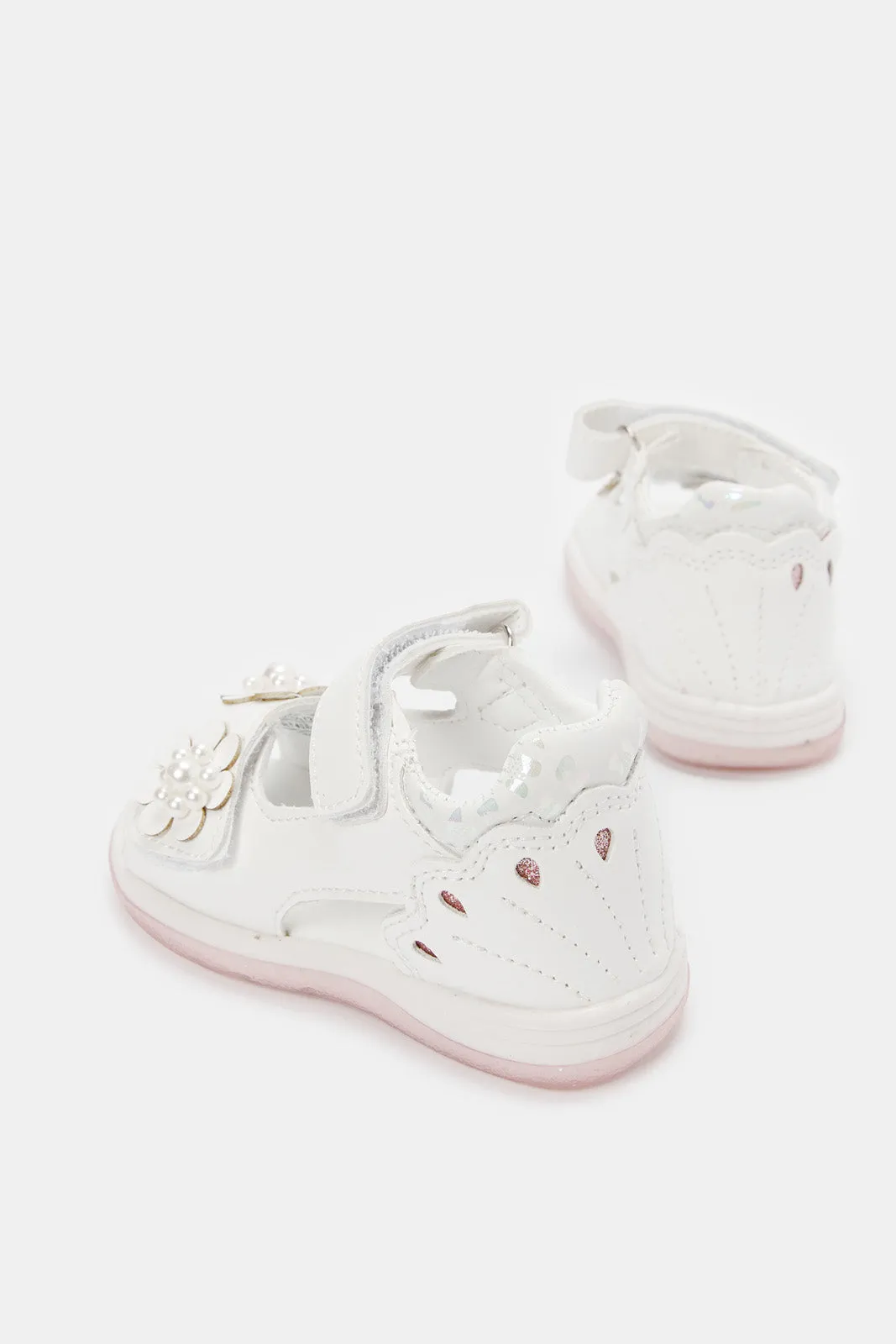 Infant Girls White Pearl Floral Sandal