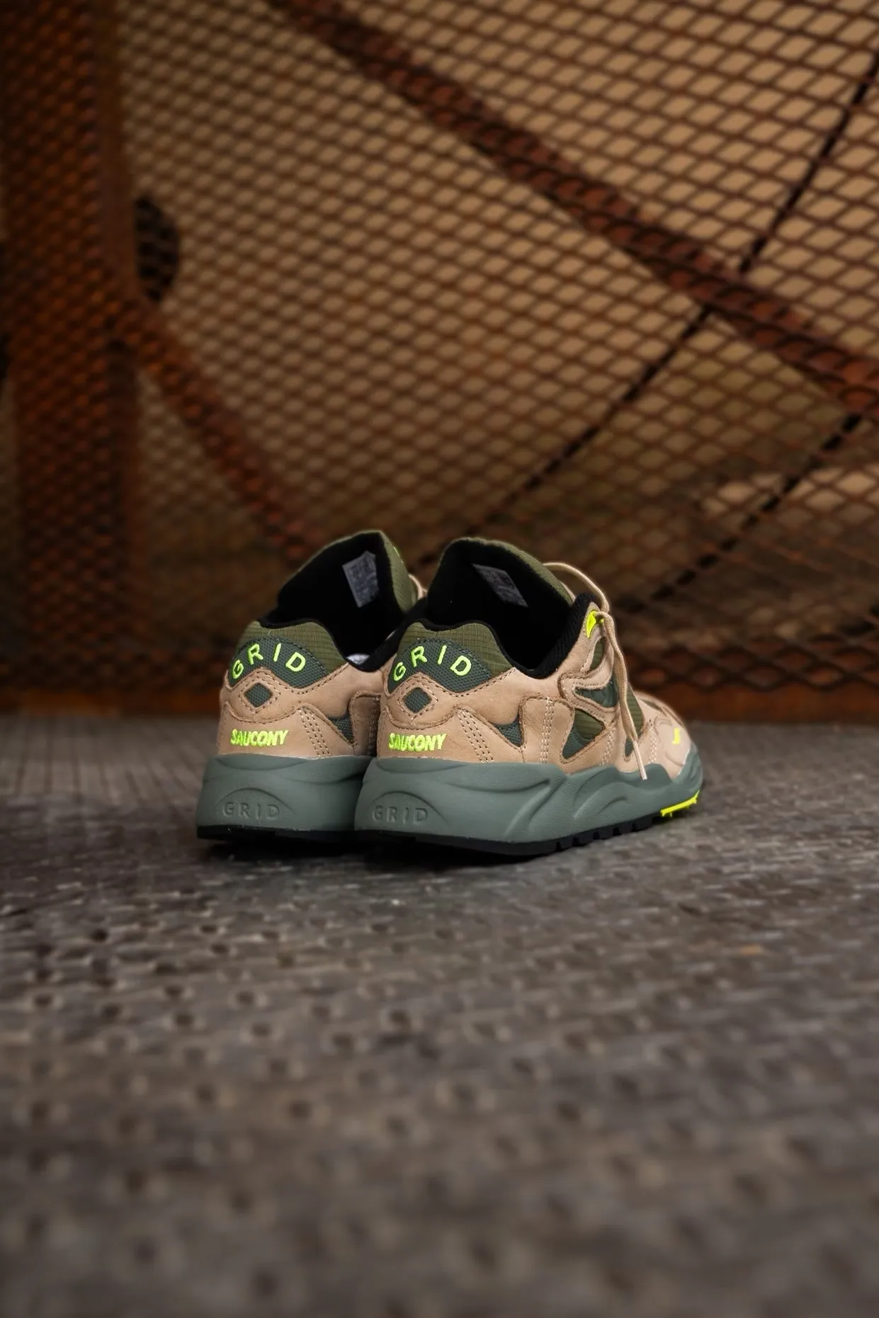 Mens Saucony Grid Shadow 2 Premium (Avocado/Volt)