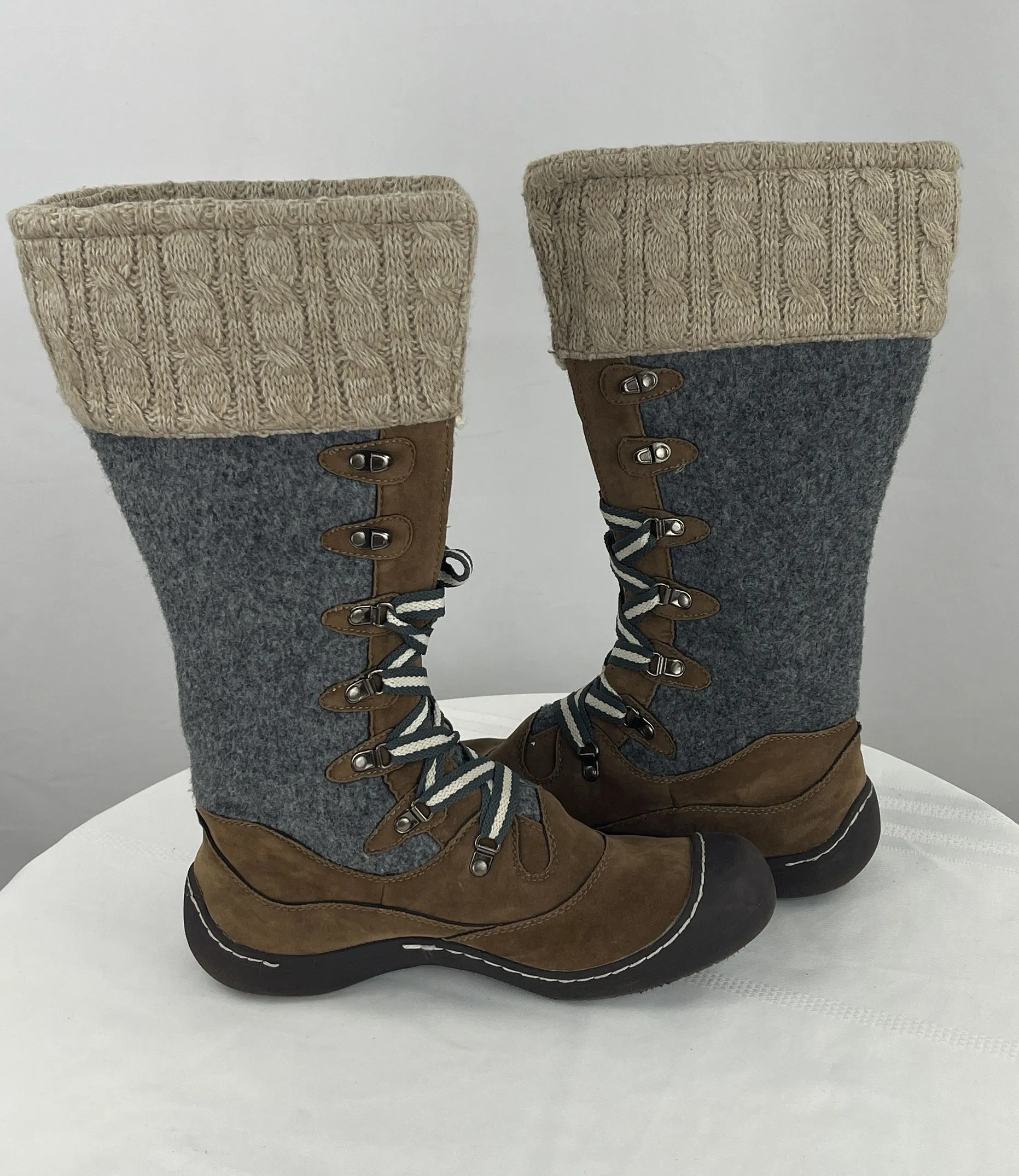 Muk Luks Women's Ginny Cold Weather Waterproof Lace Up Snow Boots Size 10