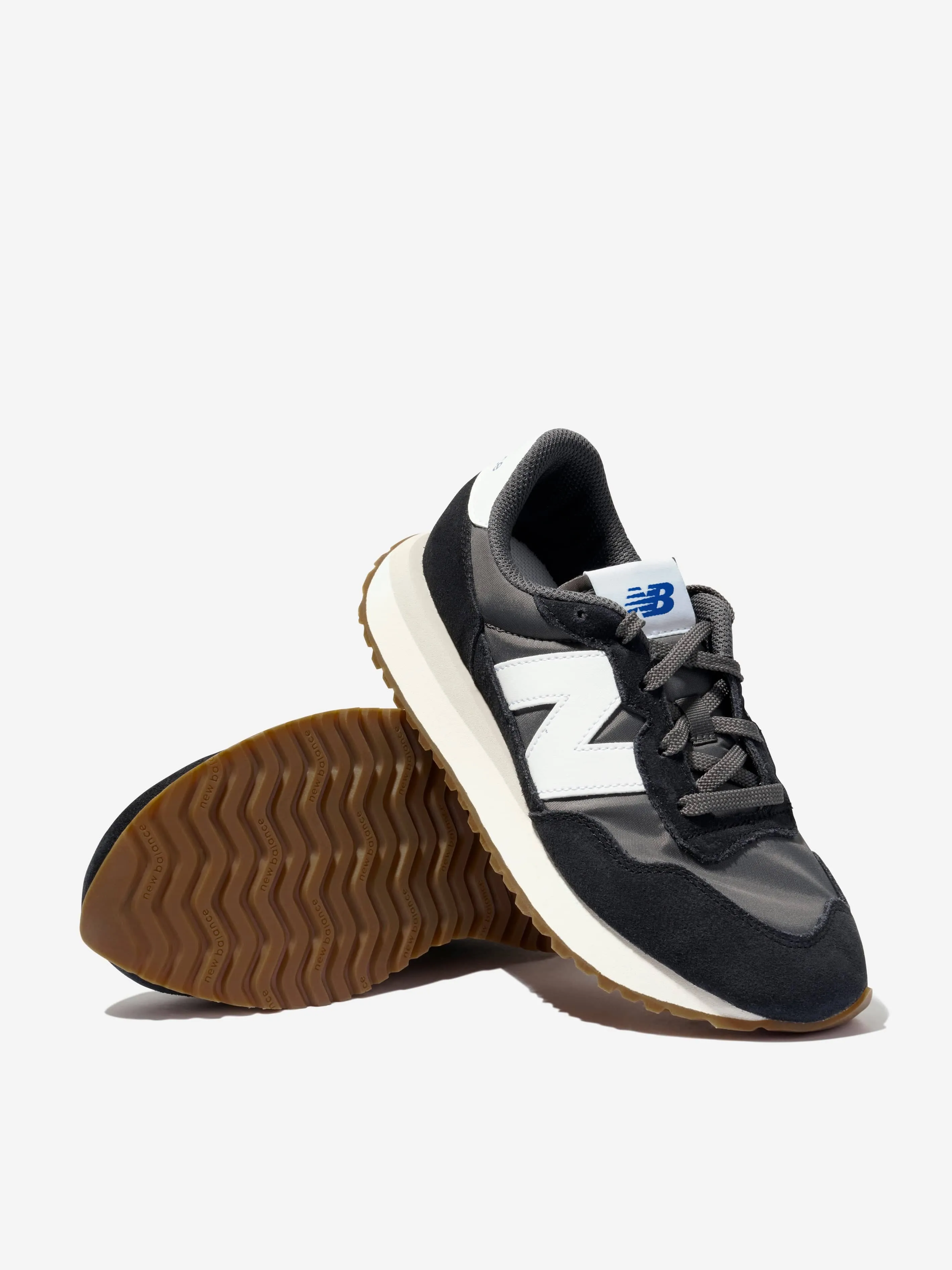 New Balance Kids 237 Lace Up Logo Trainers in Black