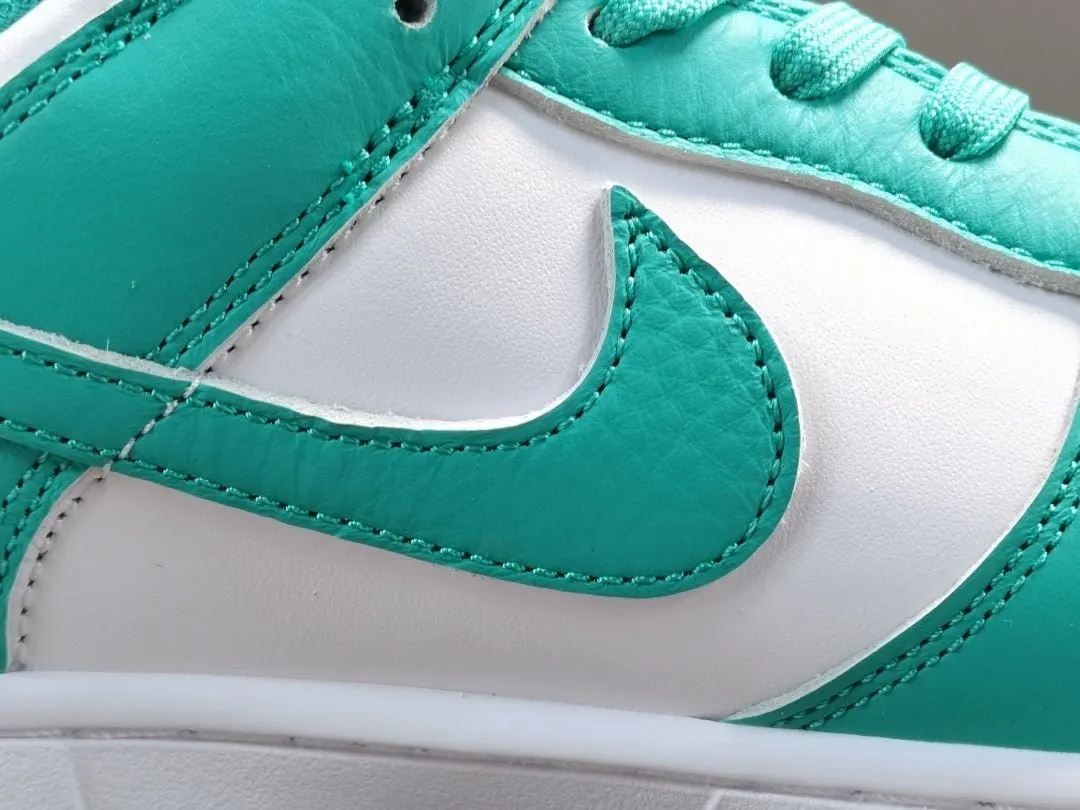 NIKE DUNK x TEAL ZEAL