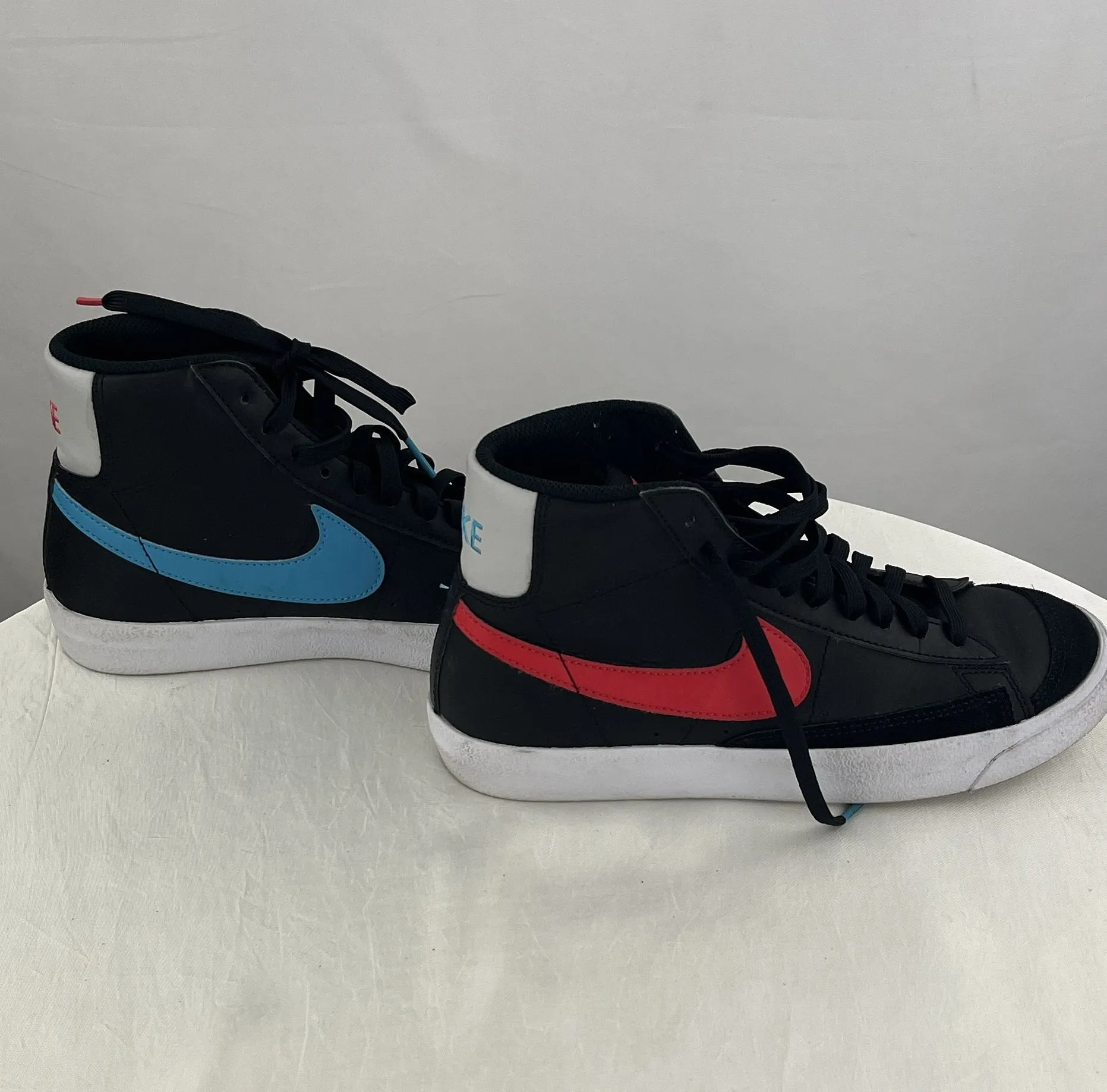 Nike Unisex Kid's Blazer Mid 77 Black Fusion Red Blue Sneakers Size 7Y