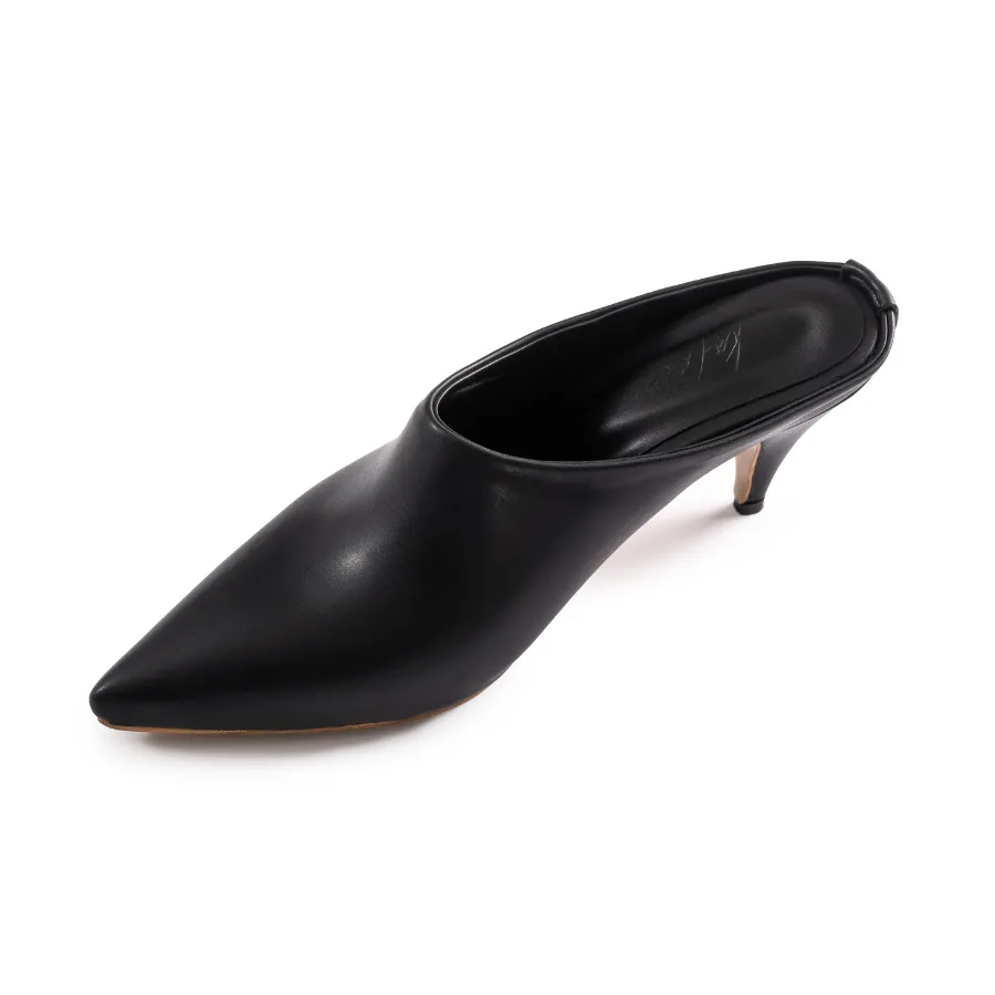 PIEZA BLACK PUMPS