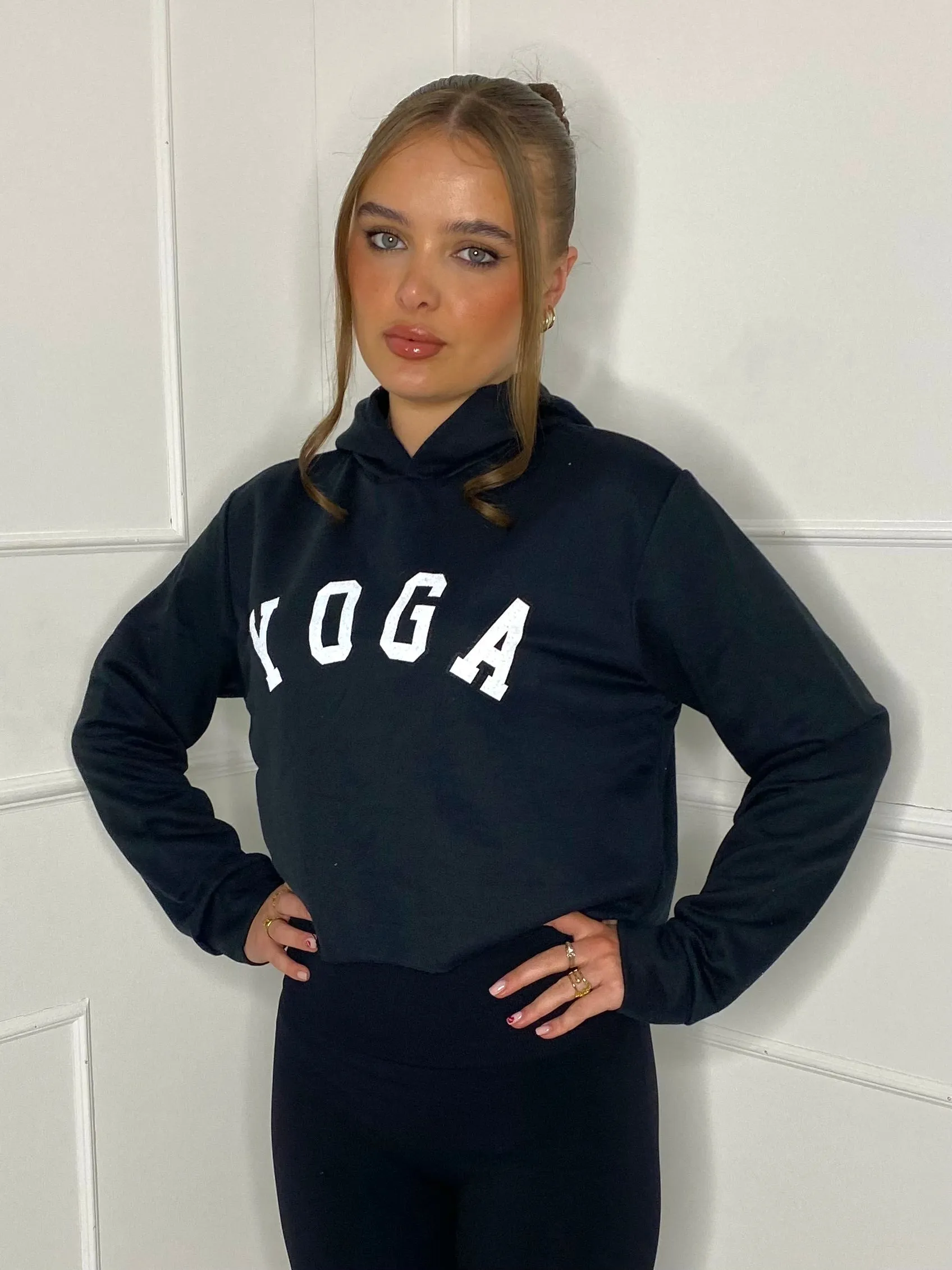 Yoga Print Cropped Hoodie - Black