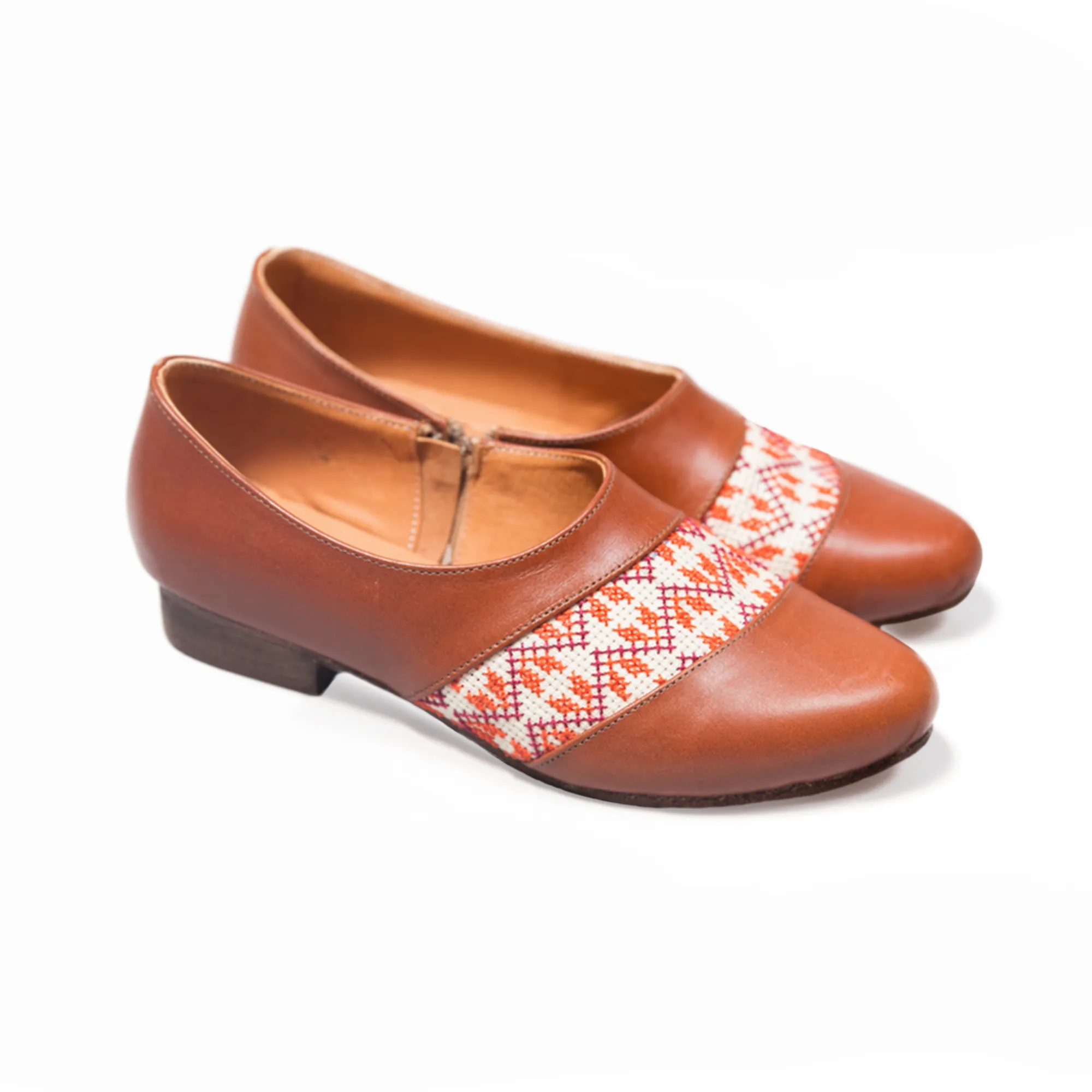 Zaina Oxford - Camel and Orange